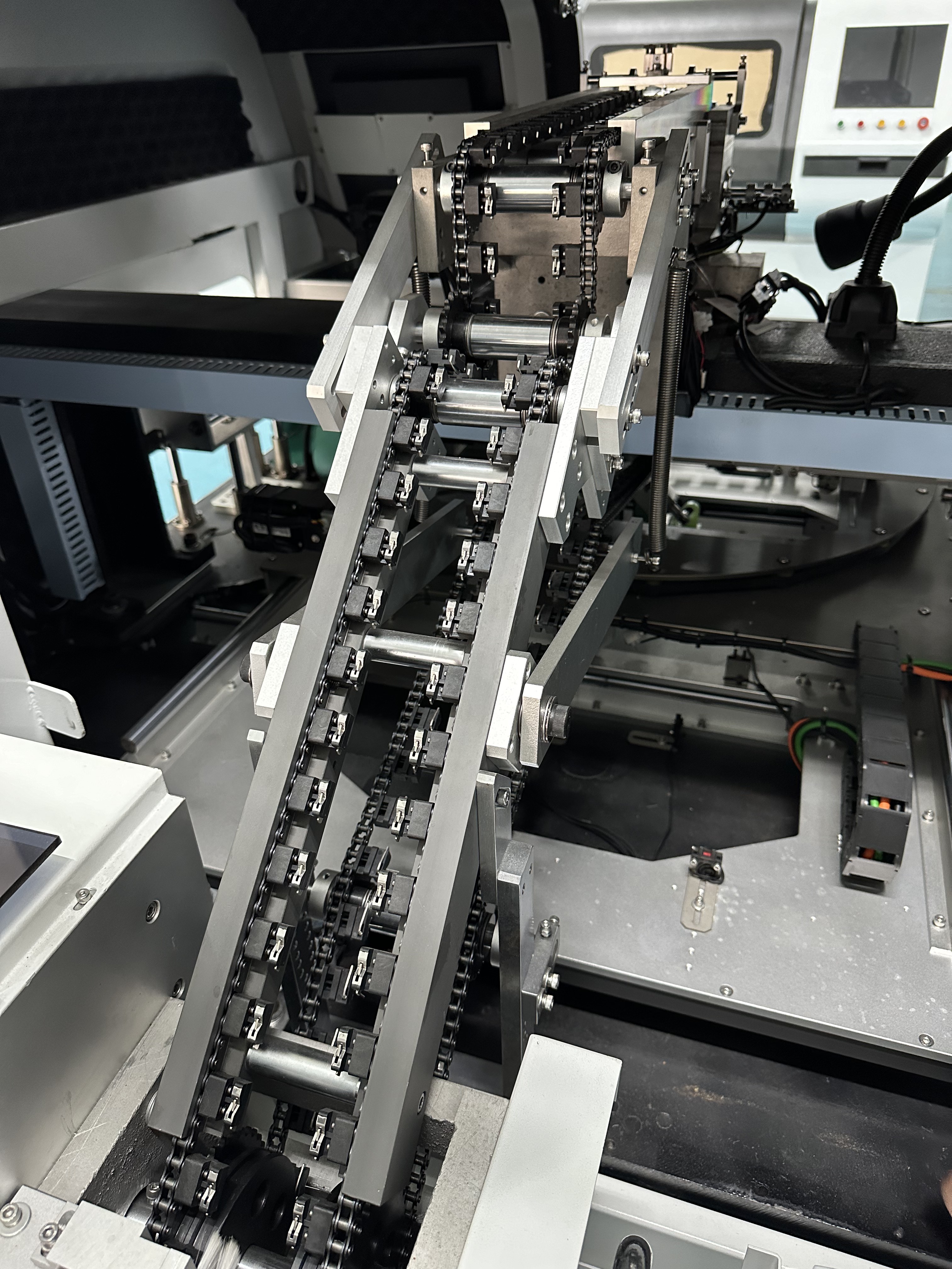 S4020 axial insertion machine feeder connection bridge